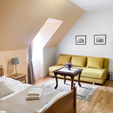 Hotel Salamander - Garni Banská Štiavnica Eksteriør billede