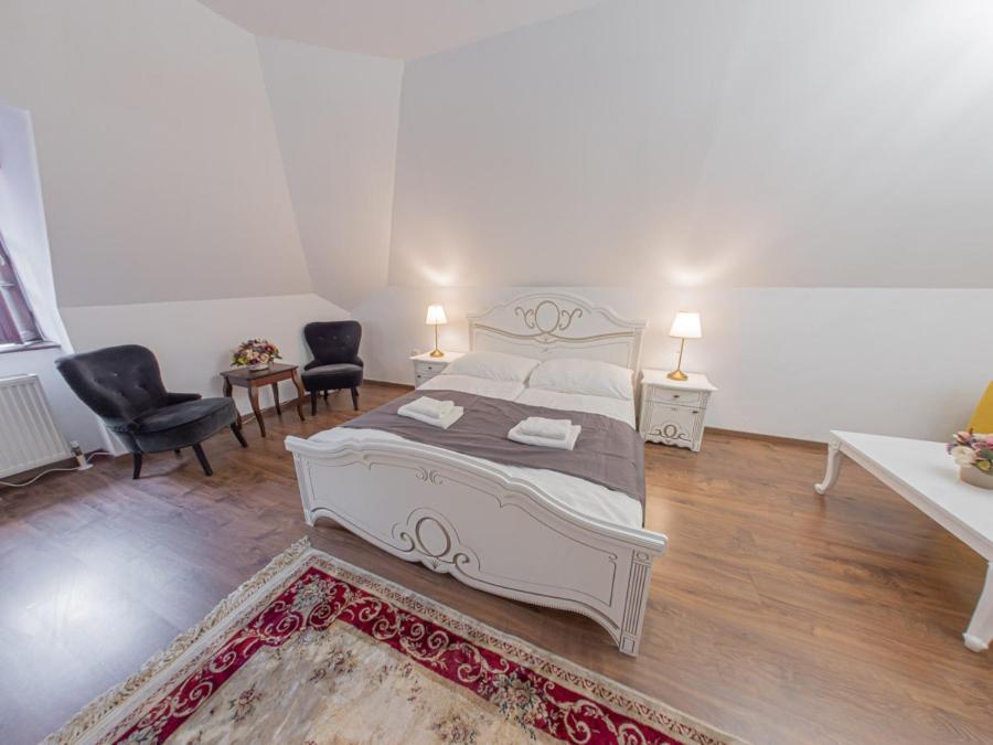 Hotel Salamander - Garni Banská Štiavnica Eksteriør billede